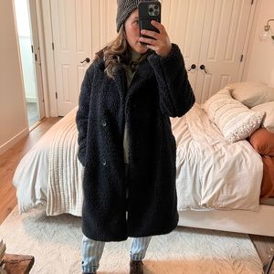 Uniqlo black teddy coat with fleece lining